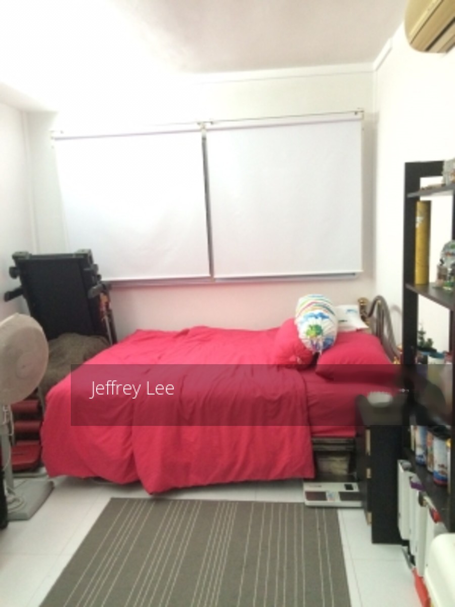 Blk 243 Simei Street 5 (Tampines), HDB 5 Rooms #183137822